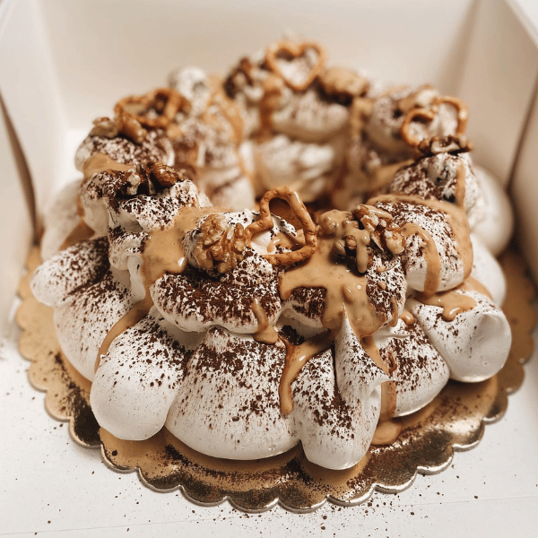 Świąteczny Wieniec Dacquoise